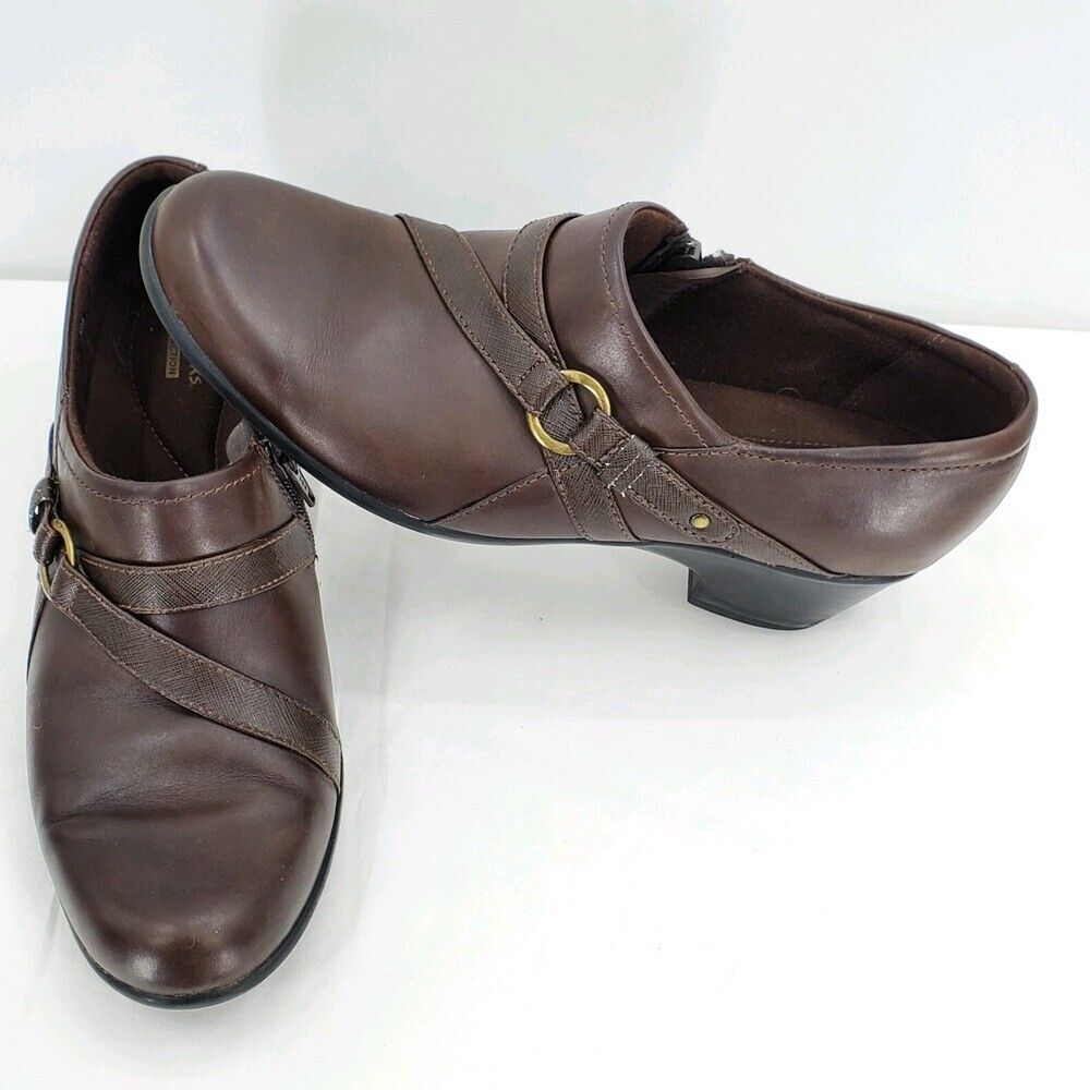 Clarks Collection 15260 Brown Strap Zip Up Booties Women's Size 9.5M EUC